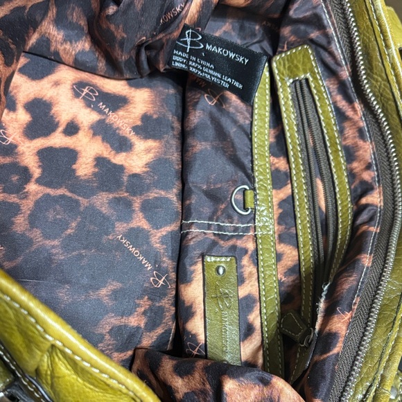 B. Makowsky Olive Leather Shoulder Bag - Picture 5 of 5